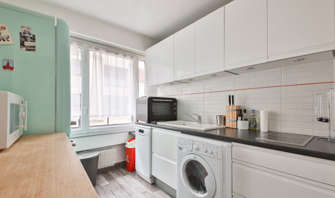 151b8bef